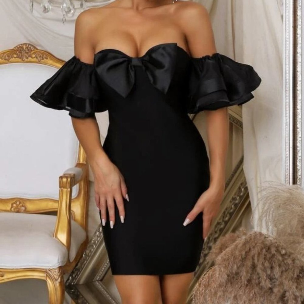 Off Shoulder Ruffled Detailed Black Mini Dress - Picture 2 of 9